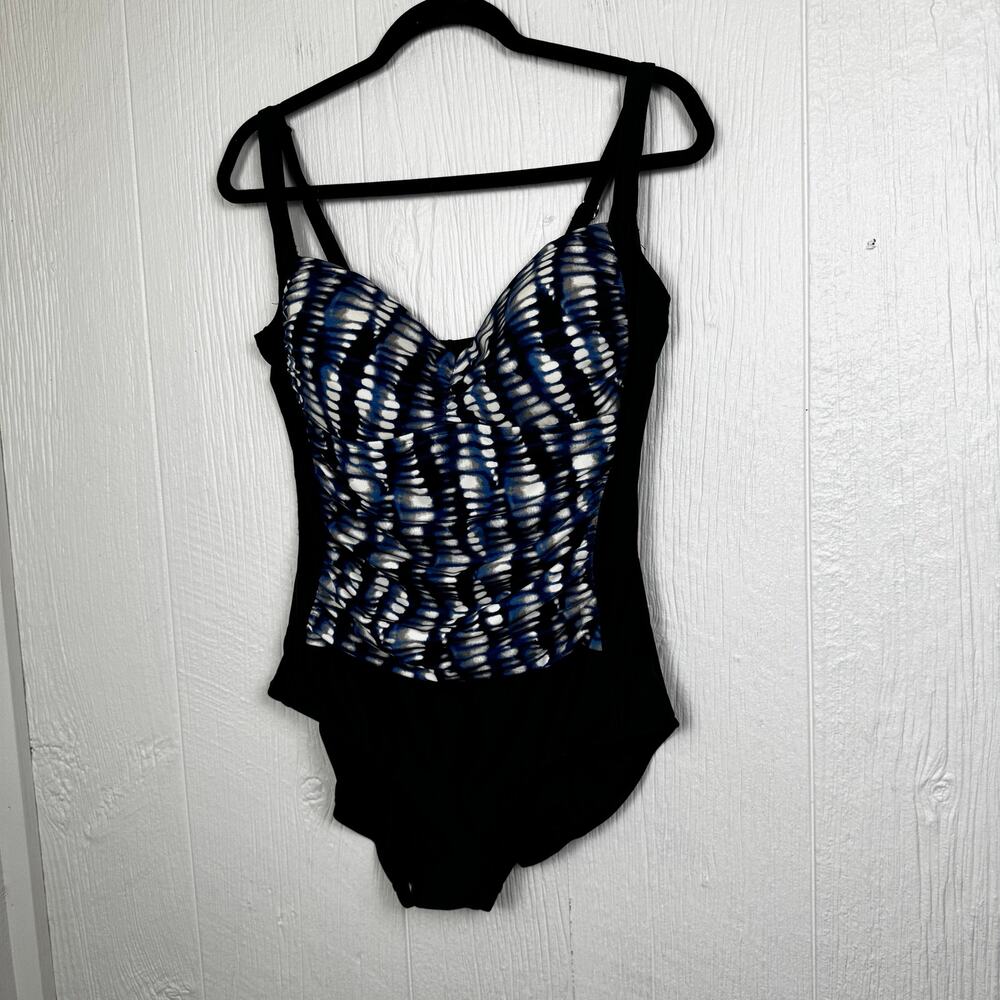 Maxine Of Hollywood Women's Twist Front Shirred One Piece Swimsuit Size 16 - Picture 7 of 8